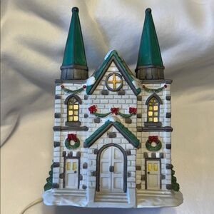 VNTG Trim A Home - Holiday Town Memories Church 1994